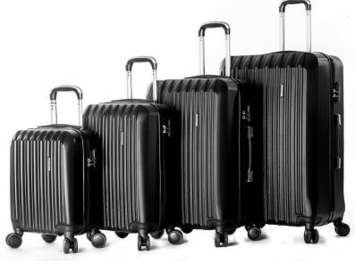 Organiza tus cosas de manera adecuada y aprovecha el espacio al máximo dentro de tu maleta. Pinterest/Wattpad