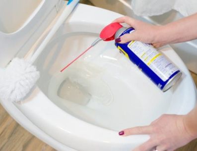 Limpia tu bidet al menos una vez a la semana. PINTEREST/The Krazy Coupon Lady