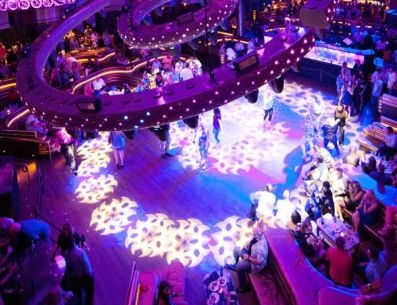 Una verdadera fiesta podrás vivir en Cancún. Pinterest/The Event Company