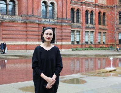 En 2014 La arquitecta mexicana Frida Escobedo fue comisionada para producir un diseño inspirado en Tenochtitlan, en el patio central del Museo "Victoria and Albert" (V&A), en el marco del Año de México en Reino Unido. RUNTX/ARCHIVO