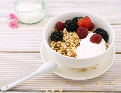 No hay una ley que diga en qué momento es mejor comer avena, aunque la manera en que se consume depende del momento específico del día. PIXABAY/ Pexels
