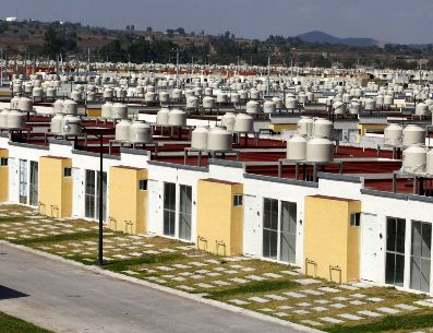 Los créditos del Infonavit benefician a los trabajadores. Espacios