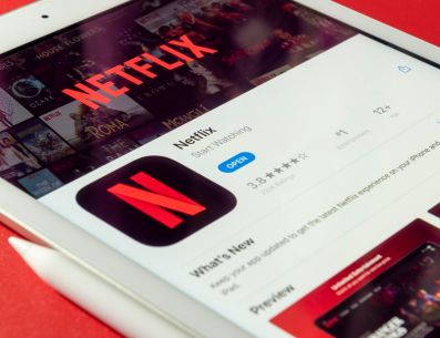 Las cuentas personales de Netflix pueden ser canceladas desde la aplicación oficial de la plataforma o a través del sitio web. PIXABAY/ rswebsols