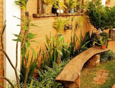 Para lograr tener un jardín enérgicamente equilibrado de acuerdo con el Feng Shui se aconseja evitar a toda costa de la simetría y las líneas rectas. PINTEREST/ Tua Casa