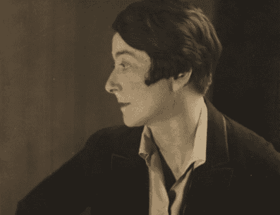 Eileen Gray es un ejemplo de la reivindicación del papel femenino que durante muchos años fue ninguneado en la arquitectura.  PINTEREST/ Hyperallergic