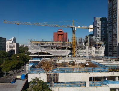 La Cámara Municipal de Sao Paulo aprobó extender el terreno donde se pueden levantar rascacielos sin límite de altura. EFE/ Isaac Fontana