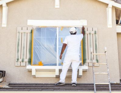 La pintura exterior es una inversión valiosa, pues cuida la fachada de nuestras casas, además de hacerla más térmica. DOAL