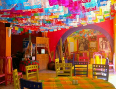 El papel picado en México es una manera de expresión artística y cultural que ha perdurado a lo largo de cientos de años. PINTEREST/ Leticia Vazquez Guzman