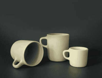 Las tazas son objetos muy comunes en los hogares y espacios de trabajo, y se usan tanto para el consumo de bebidas como para expresar preferencias personales y estilos de vida. PINTERESYY/ Vixi México