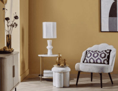 Además del color de la pintura, la elección de detalles como puertas, ventanas, molduras y otros elementos de diseño también influirá de manera importante en la apariencia general de tu casa. PINTEREST/ Karwei