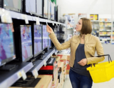 Una buena pantalla es capaz de mejorar significativamente la experiencia de entretenimiento en nuestro hogar al proporcionar una calidad de imagen y sonido superior, opciones de conectividad avanzadas y una experiencia de visualización mucho más inmersiva. PINTEREST/ Reviewed