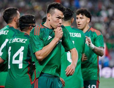La llegada del mexicano Hirving Lozano a la Major League Soccer (MLS) ha dado frutos en el campo y fuera de él. IMAGO 7
