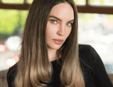 Como ha demostrado la cantante, ha construido un archivo de prendas de grandes diseñadores y casas de moda emblemáticos, con piezas con significado, artístico e histórico, además, suelen ser atemporales y de calidad. IG / @belindapop