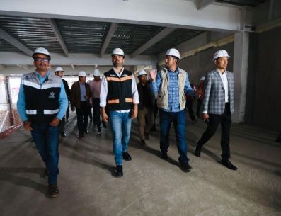 El acalde, Gerardo Quirino, encabeza la construcción de este nuevo C5. ESPECIAL