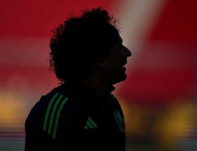 Guillermo Ochoa continúa buscando equipo; tiene hasta esta fecha. IMAGO7 / ARCHIVO