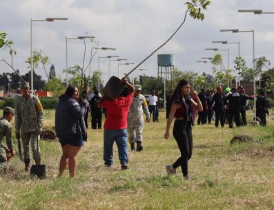 La jornada se llevó a cabo en coordinación con la regidora Violeta Vega, el ejido, la delegación, la Comisaría Municipal, la Universidad de Guadalajara y la ciudadanía. ESPECIAL/Gobierno de Tlajomulco