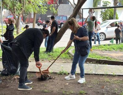 Se contó con la participación de más de mil 600 personas entre funcionarios públicos y vecinos. ESPECIAL/Gobierno de Guadalajara