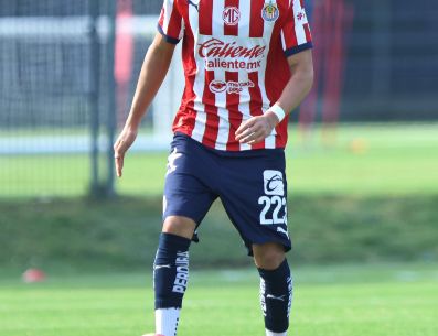 La directiva de Guadalajara implementó una medida legal para no perder a este valioso jugador. Imago7 / ARCHIVO