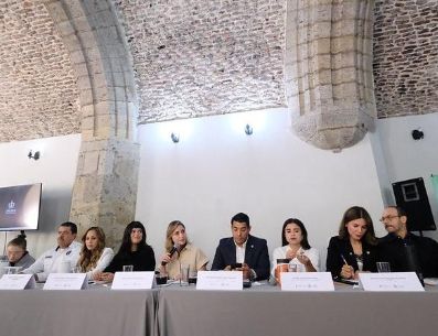 El ejercicio permitió identificar algunas de las causas de la saturación vial y discutir alternativas que fortalezcan el transporte público, la movilidad activa, la equidad y la sostenibilidad. ESPECIAL/Gobierno de Jalisco