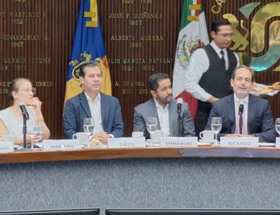 El titular de SETRAN informó que Jalisco es el único estado del país en contar con un sistema unificado para el pago del pasaje. ESPECIAL/Gobierno de Jalisco