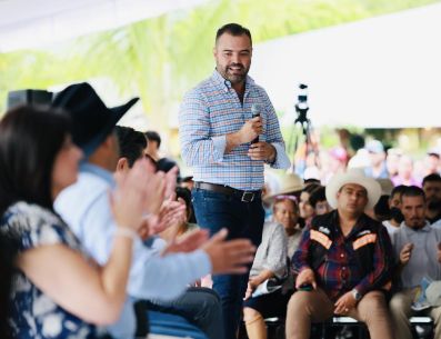 Gerardo Quirino Velázquez Chávez quien refrendó su compromiso de apoyar a estos sectores que siguen siendo fundamentales para la economía y el desarrollo de la comunidad. ESPECIAL