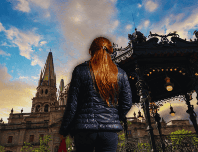 Las temperaturas seguirán siendo bajas durante el resto de la semana y estarán por debajo de los 10 °C hasta el sábado, que se prevé un ligero incremento. ESPECIAL / CANVA