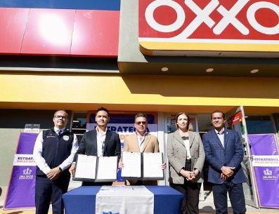 Cada tienda estará conectada al Escudo C5 Jalisco para activar protocolos de protección cuando una mujer, niña o adolescente solicite auxilio ante una situación de riesgo. ESPECIAL/Gobierno de Jalisco