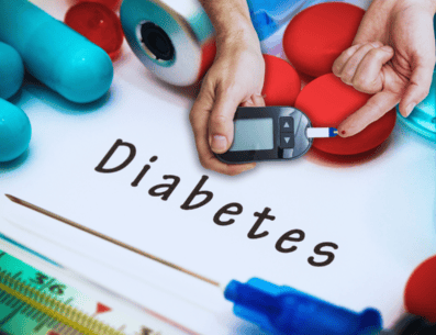 La diabetes es una enfermedad metabólica crónica caracterizada por niveles elevados de azúcar en sangre. ESPECIAL / CANVA