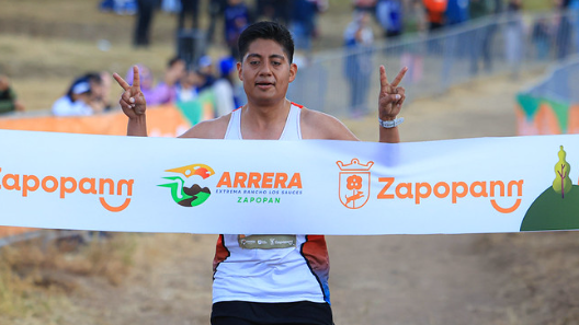 Los 10.5 kilómetros de recorrido resultaron todo un reto para los atletas, ya que incluían terrenos irregulares, pendientes pronunciadas y obstáculos naturales. ESPECIAL/Gobierno de Zapopan