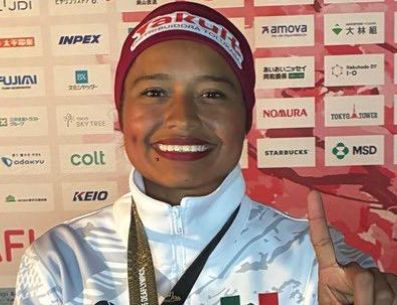 En marzo de 2025, la atleta inició una concentración en el CEPAMEX, preparándose para competir en las pruebas de 5 mil, 10 mil metros y maratón, con la firme intención de obtener el primer lugar. X / @EmbamexJP