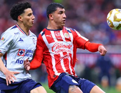 La pausa de 19 días afectó a ambos, aunque el Guadalajara lució más mermado. IMAGO7