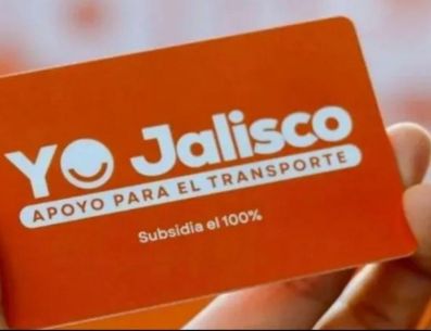 A través de la tarjeta Yo Jalisco, los beneficiarios reciben un subsidio parcial o total en el costo de los viajes, lo que permite que la movilidad no sea una carga económica y que más personas puedan desplazarse con facilidad hacia sus centros de estudio, trabajo o atención médica. CORTESÍA