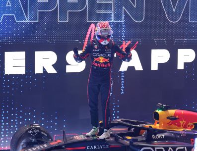 Verstappen gestionó sus neumáticos y administró el ritmo hasta la bandera a cuadros. EFE / A. Haider