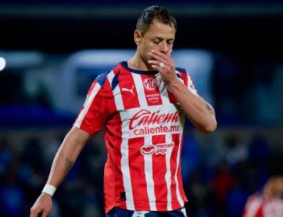 Javier “Chicharito” Hernández podría estar viviendo su última etapa como jugador de Chivas. IMAGO7