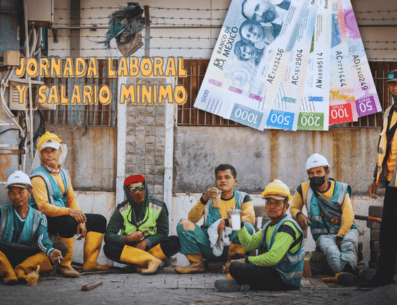 Se establecerá que la jornada laboral será de 40 horas en la ley y no representa la posibilidad de disminución de salario ni prestaciones. ESPECIAL / CANVA