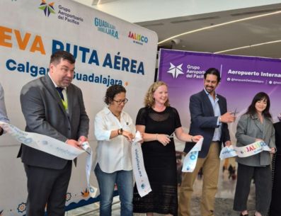 La aerolínea West Jet inauguró esta tarde su nueva ruta Guadalajara–Calgary en el Aeropuerto Internacional de Guadalajara, fortaleciendo la conectividad entre Jalisco y Canadá. CORTESÍA