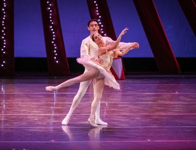 “El Cascanueces” es el corazón simbólico de una agenda que busca fortalecer la presencia del talento tapatío. EL INFORMADOR / ARCHIVO