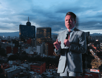 Durante la pasada reunión de seguridad en CDMX, Lemus tomó la palabra para instar a las autoridades a que se puedan homologar los criterios de seguridad en centrales de autobuses. EL INFORMADOR / ARCHIVO