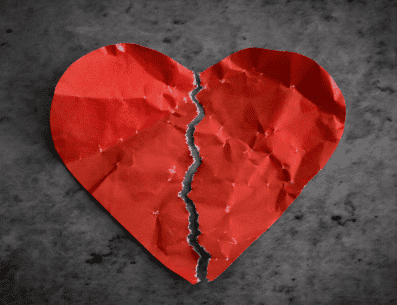 Para muchos, este año significó el cierre de vínculos que parecían inquebrantables, ya fueran relaciones de larga duración o amores fugaces pero intensos. CANVA