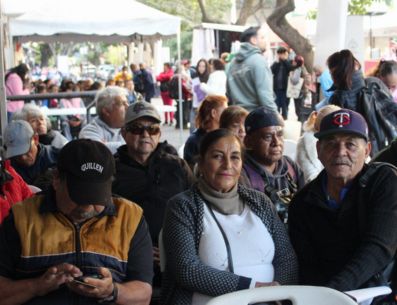 Se tiene personal capacitado que acompaña a las personas durante todo el proceso de prerregistro. ESPECIAL/Gobierno de Jalisco