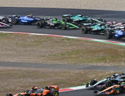 La categoría reina del automovilismo originalmente se refirió al evento de esta semana como una "prueba privada", pero ahora lo llama el "Barcelona Shakedown". AFP / ARCHIVO
