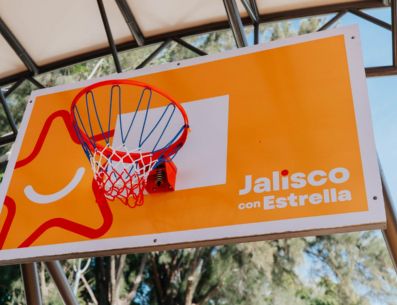 De acuerdo con el Instituto de la Infraestructura Física Educativa de Jalisco, durante 2026 se rehabilitarán 60 escuelas en Guadalajara, con una inversión cercana a 600 millones de pesos, como parte del programa Jalisco con Estrella. CORTESÍA