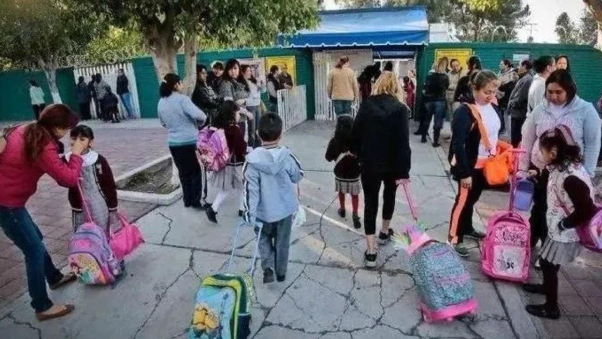Suspenden clases en 15 escuelas de Jalisco por sarampión | Metrópoli ...