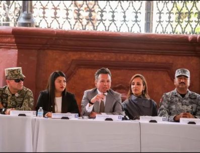 Pablo Lemus afirmó que el apoyo integral continuará hasta que Tequila recupere su desarrollo, turismo y actividad económica. CORTESÍA