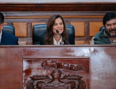 Vero Delgadillo reconoció la labor de los uniformados y destacó los resultados en seguridad gracias a la colaboración con el gobierno del estado y el gobierno federal. ESPECIAL/Gobierno de Guadalajara