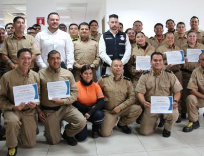 El curso también incluyó el uso del método científico para sustentar hallazgos, la identificación de evidencias frecuentes en siniestros y el manejo de herramientas básicas para una investigación eficiente. CORTESÍA/ Gobierno de Tlajomulco