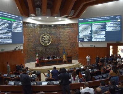 El Congreso de Jalisco aprobó su presupuesto de egresos para 2026 por un monto de mil 109 millones de pesos, lo que representa un incremento del 5 por ciento respecto a lo ejercido en 2025. ESPECIAL