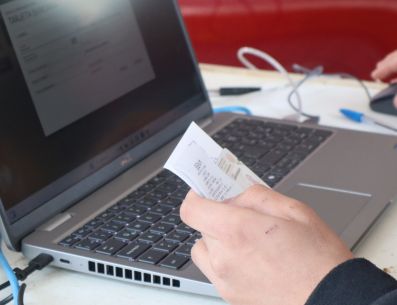 El tesorero municipal, Christian Castro Castro, detalló que la tendencia en la recaudación mantiene un comportamiento positivo y conforme a lo proyectado para este año. ESPECIAL/Gobierno de Tlajomulco