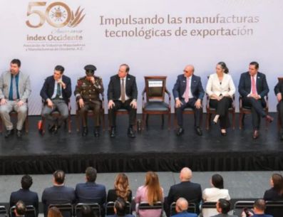 El mandatario estatal señaló que la industria y su consolidación son quienes llevan a estos resultados, con decisiones y estrategias para el desarrollo económico que toma el Gobierno del Estado. CORTESÍA