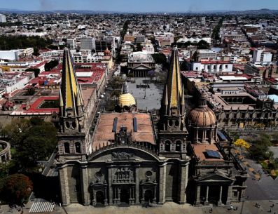 Una intensa circulación anticiclónica que afecta gran parte del territorio mexicano mantendrá los cielos completamente despejados sobre Jalisco. AFP / ARCHIVO